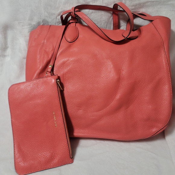 Michael Kors bag - Picture 2 of 4